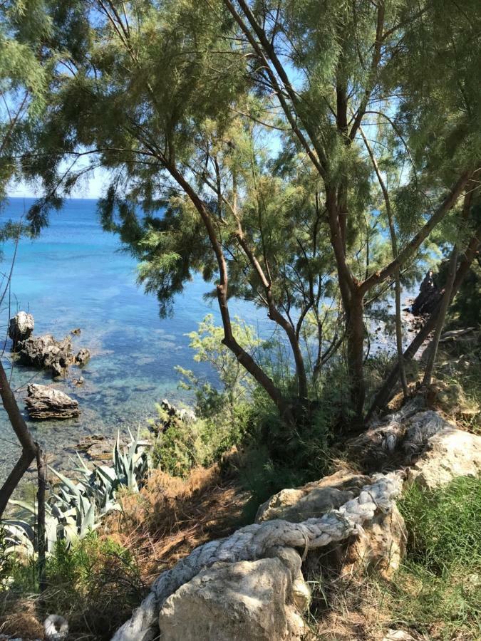Seafront Studio With Direct Beach Access Koróni Εξωτερικό φωτογραφία